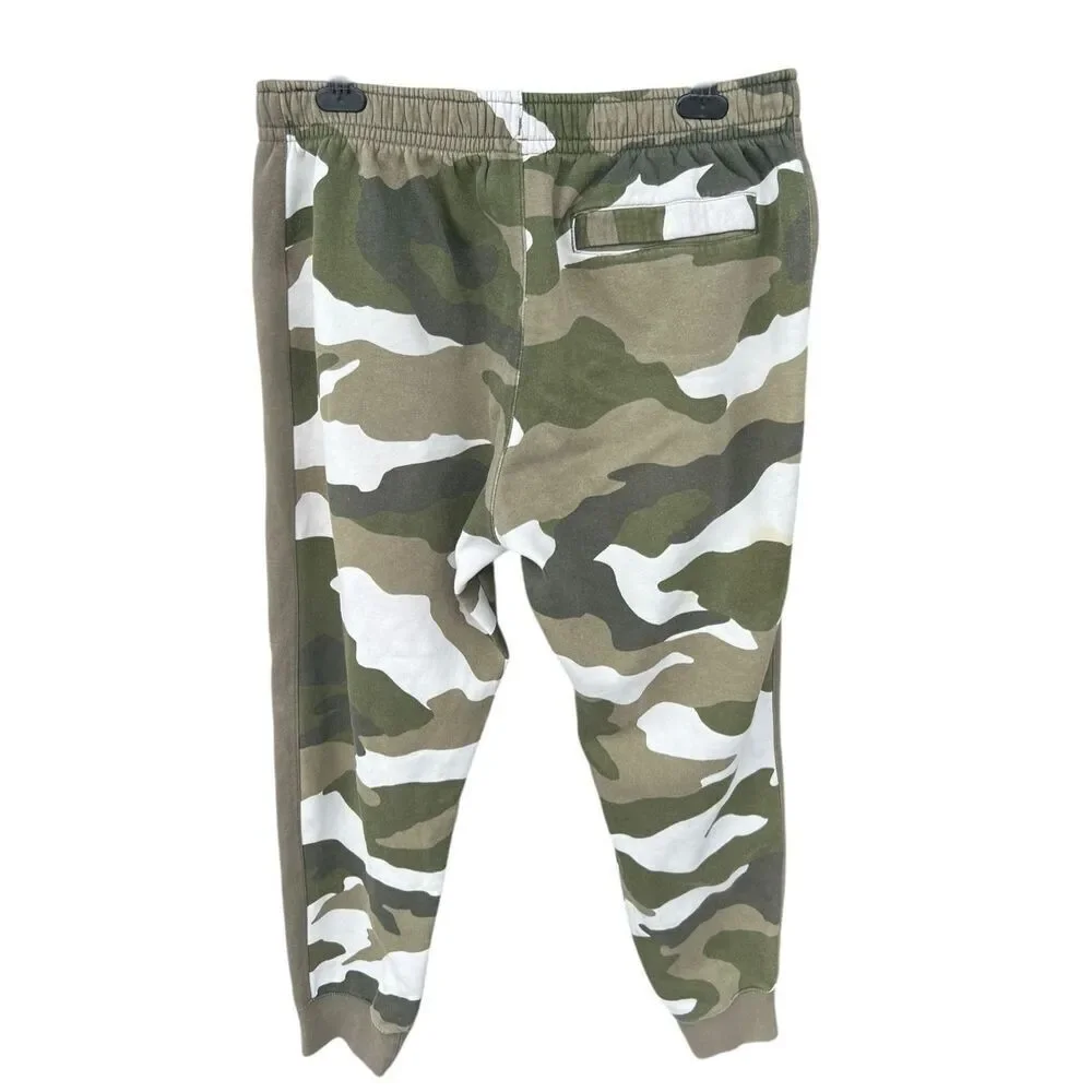 Nike Men's L Green Camo Sportswear Club Fleece Sweatpants Joggers gym workout